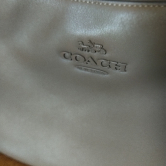 Coach Brown Shoulder Bag - Picture 5 of 9